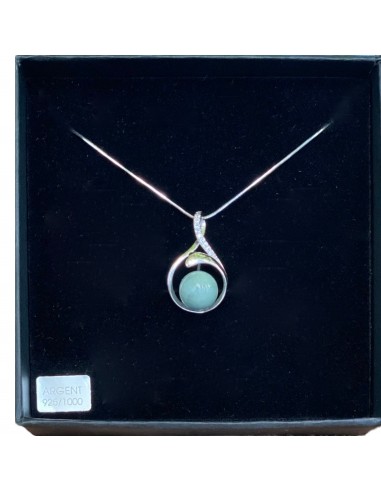 Pendentif en jade avec strass rodhié d'Europe débarque