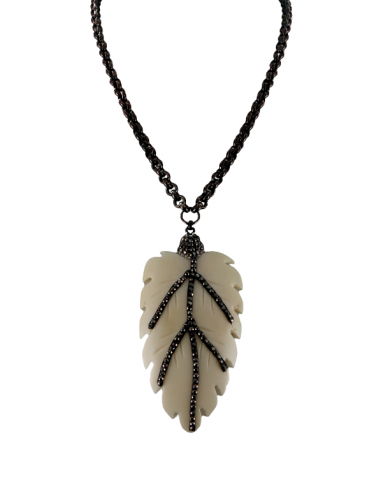 COLLIER FEUILLE destockage