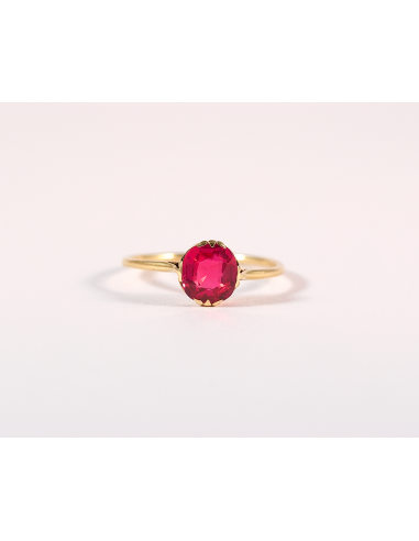 Bague or jaune et rubis synthétique de l' environnement